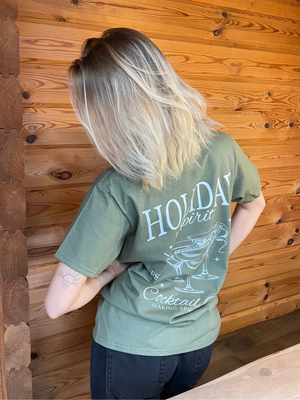 HOLIDAY SPIRIT (rygprint) T-SHIRT - OLIVEN