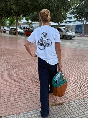 ROLLING MIRROBALLS (rygprint) T-SHIRT - HVID