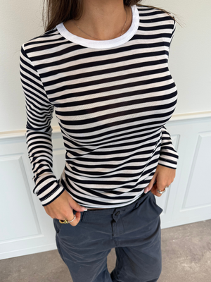 SIDSE LANGÆRMET T-SHIRT - WHITE/NAVY STRIPE