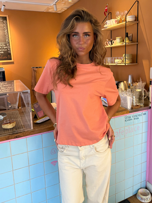 LYKKE TEE - CORAL