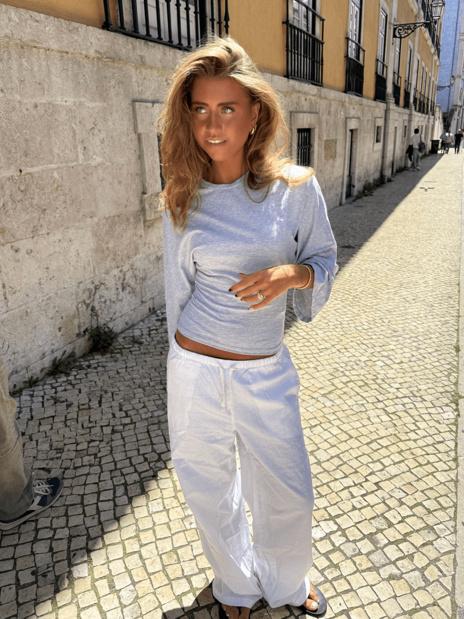 NALA ANGEL TOP - LYSEGRÅ