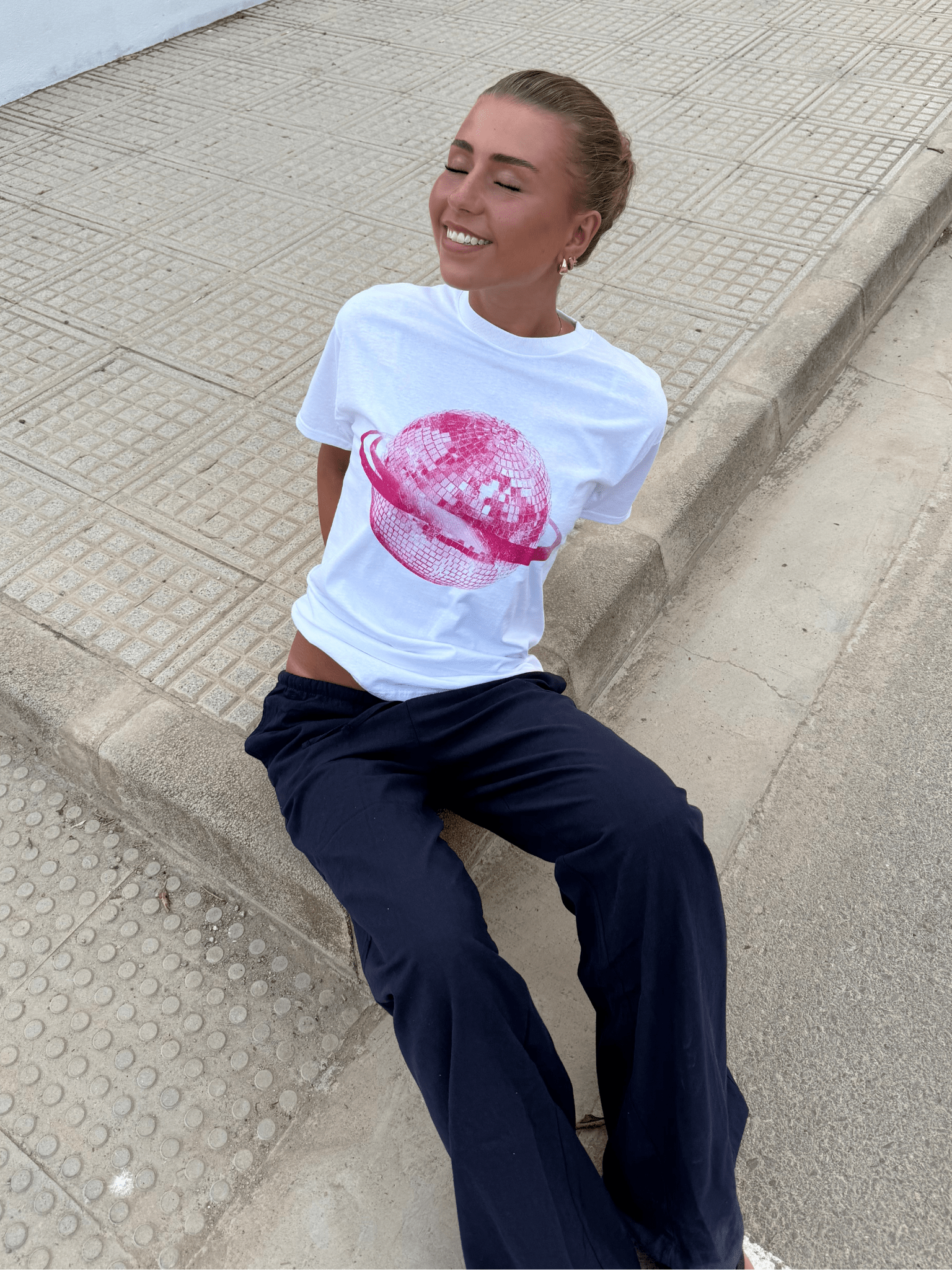 PLANET DISCO (pink) UNISEX-T-SHIRT - WEISS