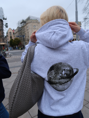 PLANET DISCO HOODIE (rygprint) - GRÅ