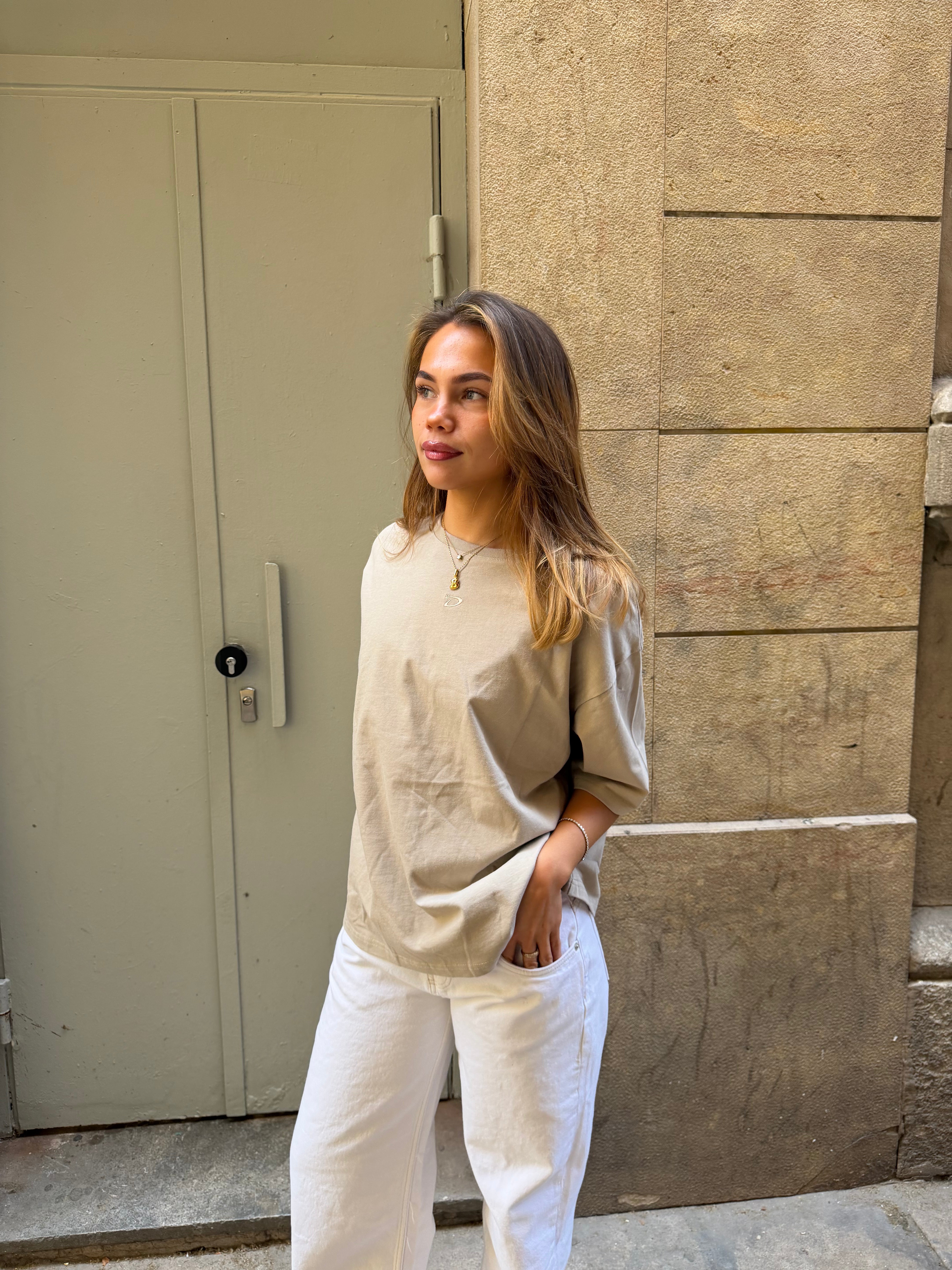 ACE BOXFIT TEE - TAUPE