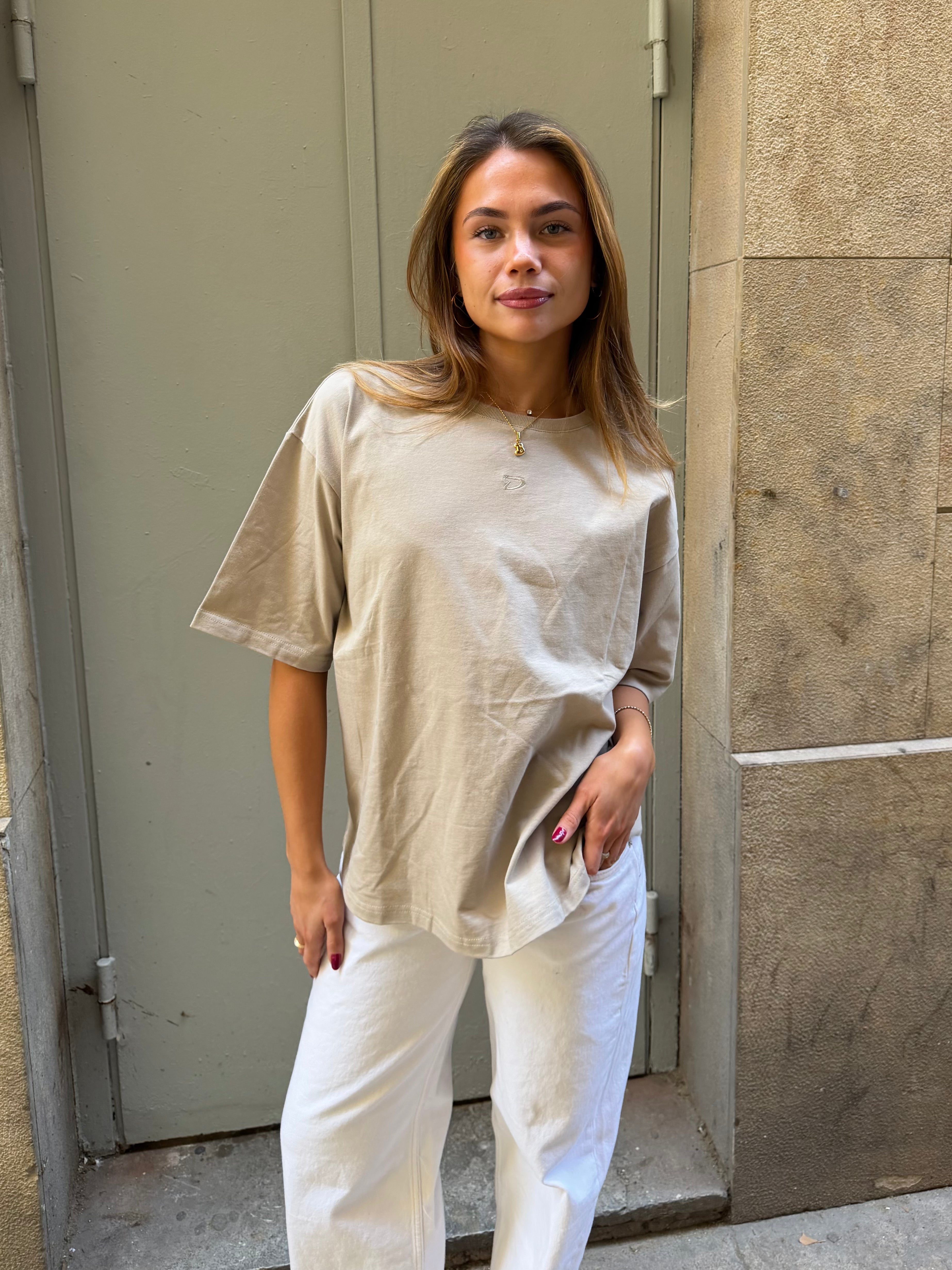 ACE BOXFIT TEE - TAUPE