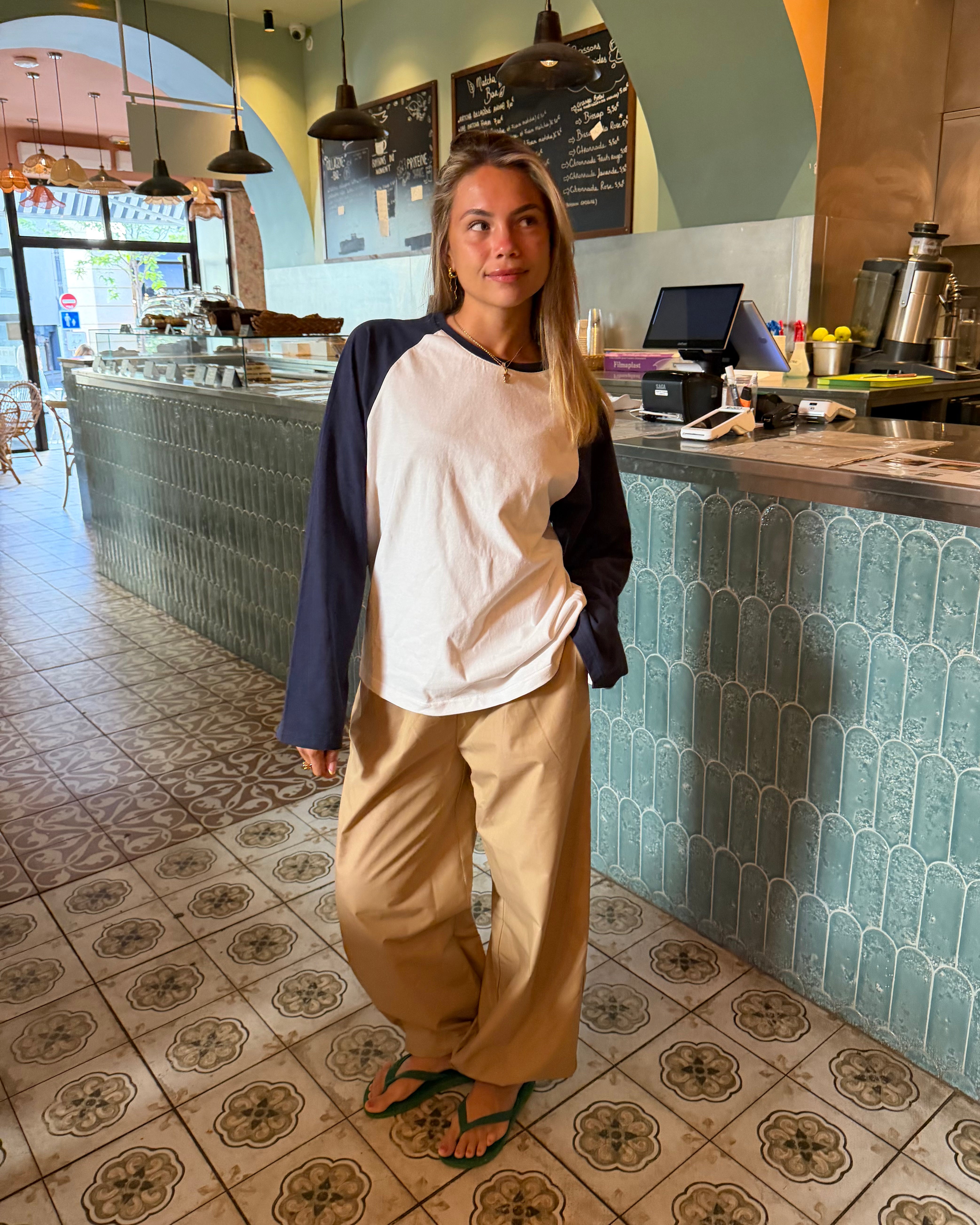 CARO BALLOON PANTS - TAUPE