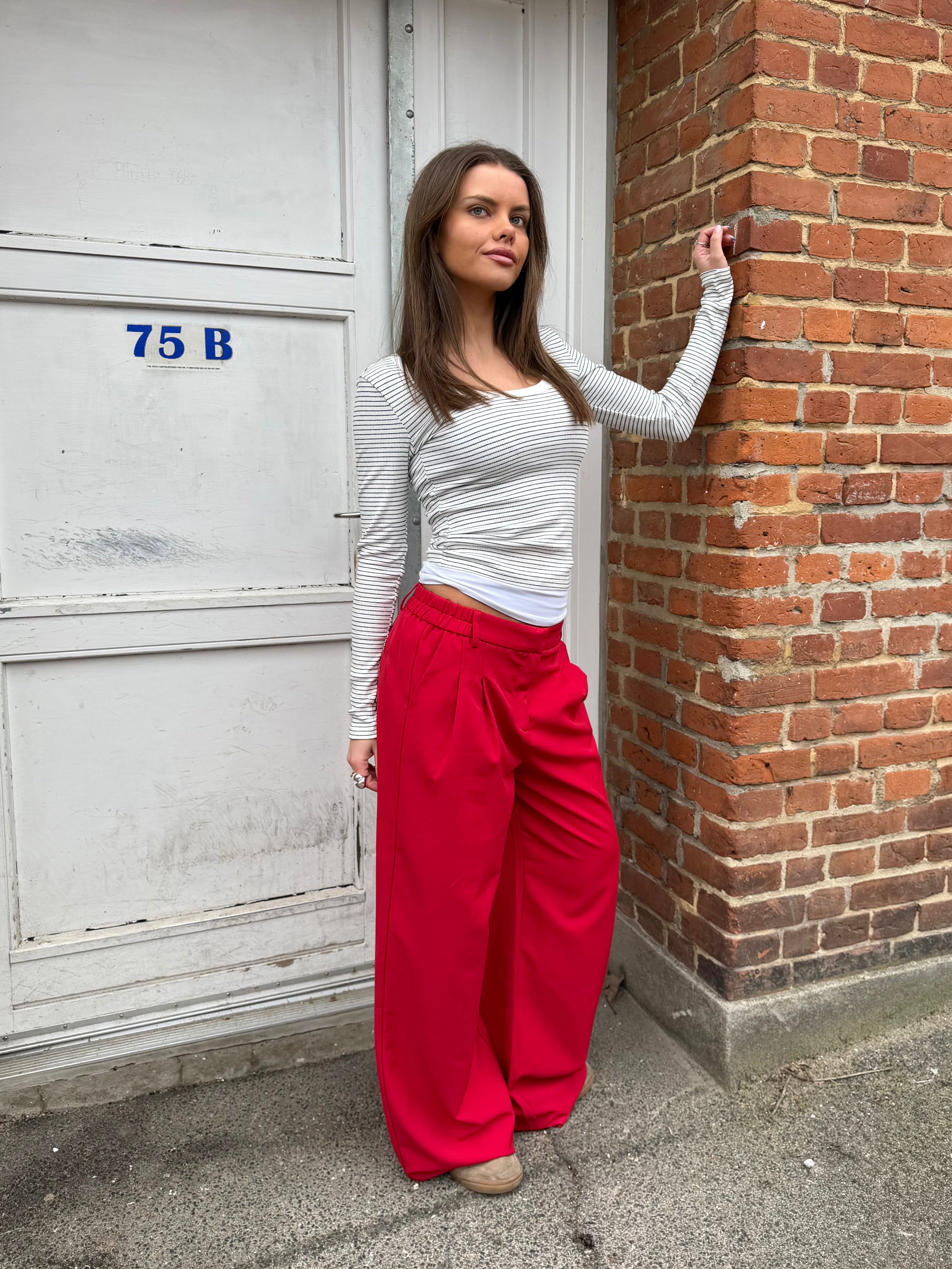 AIA BAGGY SUIT PANT - RED