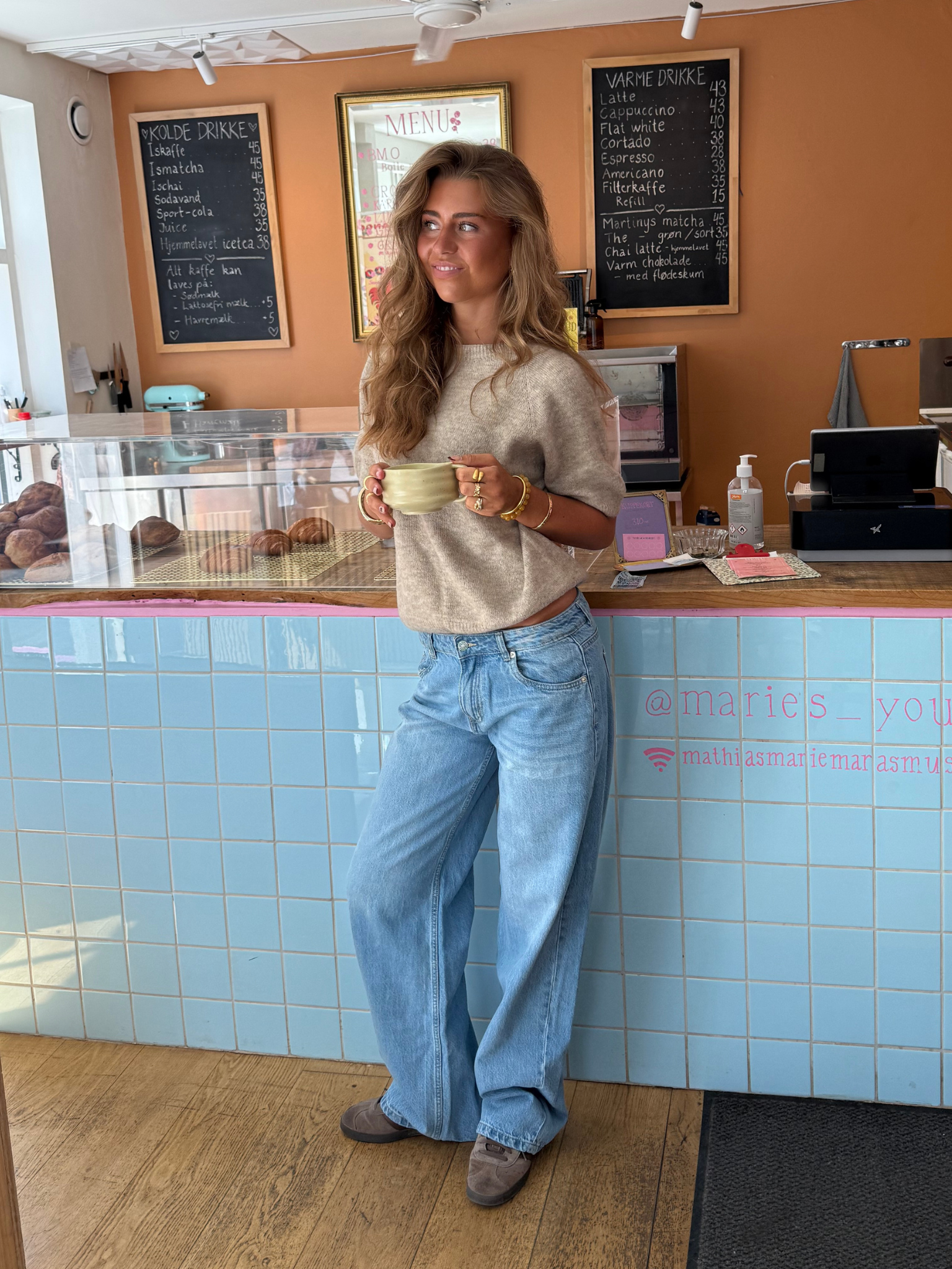 ESTHER JEANS - LIGHT BLUE
