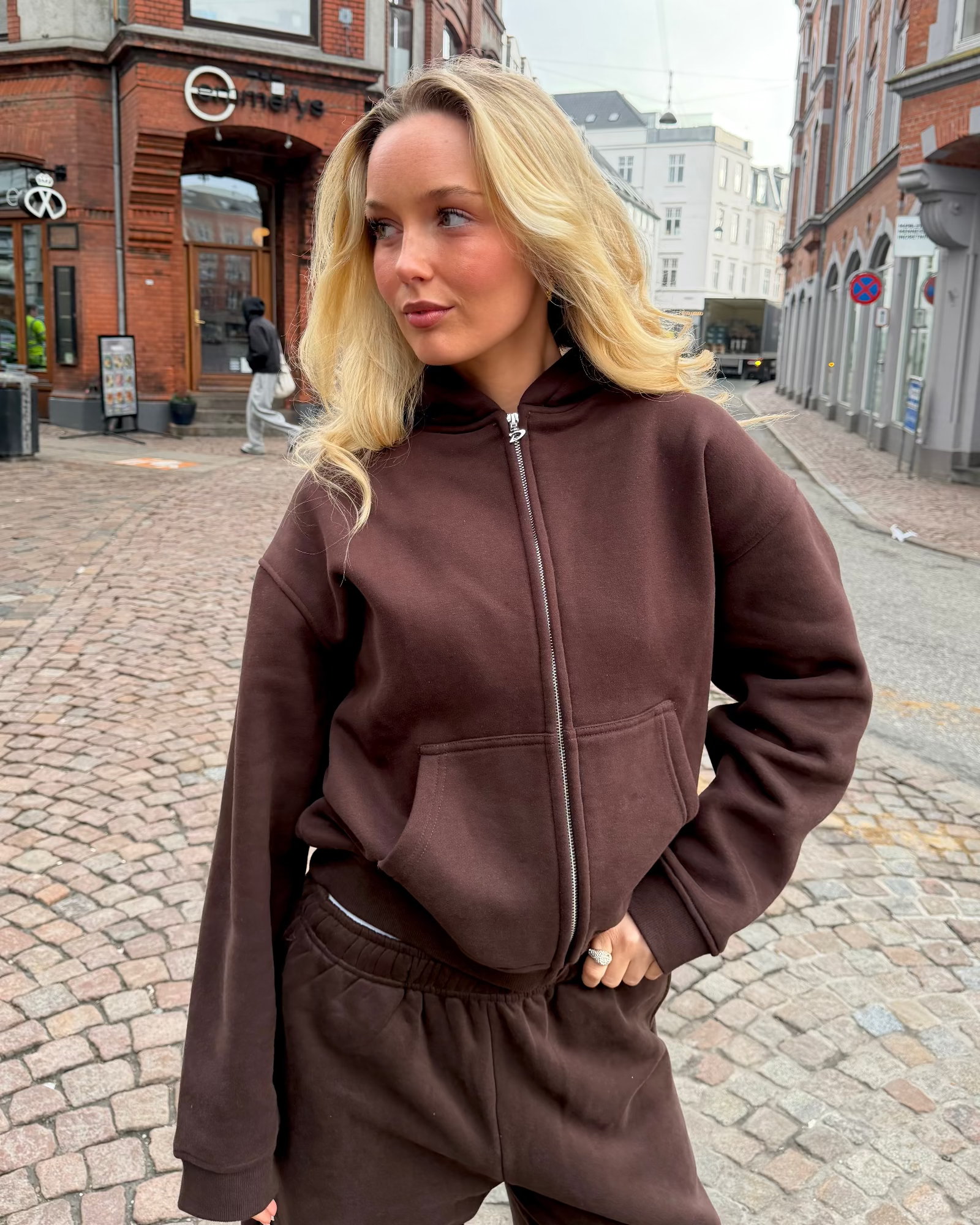 Oversize-Hoodie mit Reißverschluss – Braun