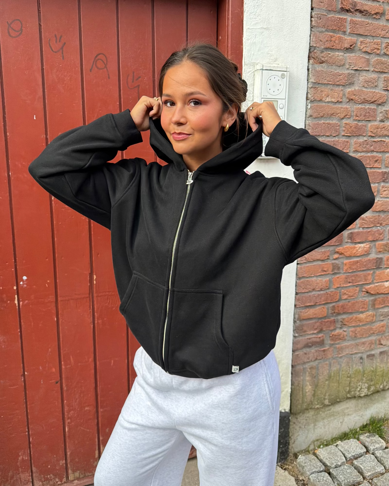 Oversize-Hoodie mit Reißverschluss – Schwarz