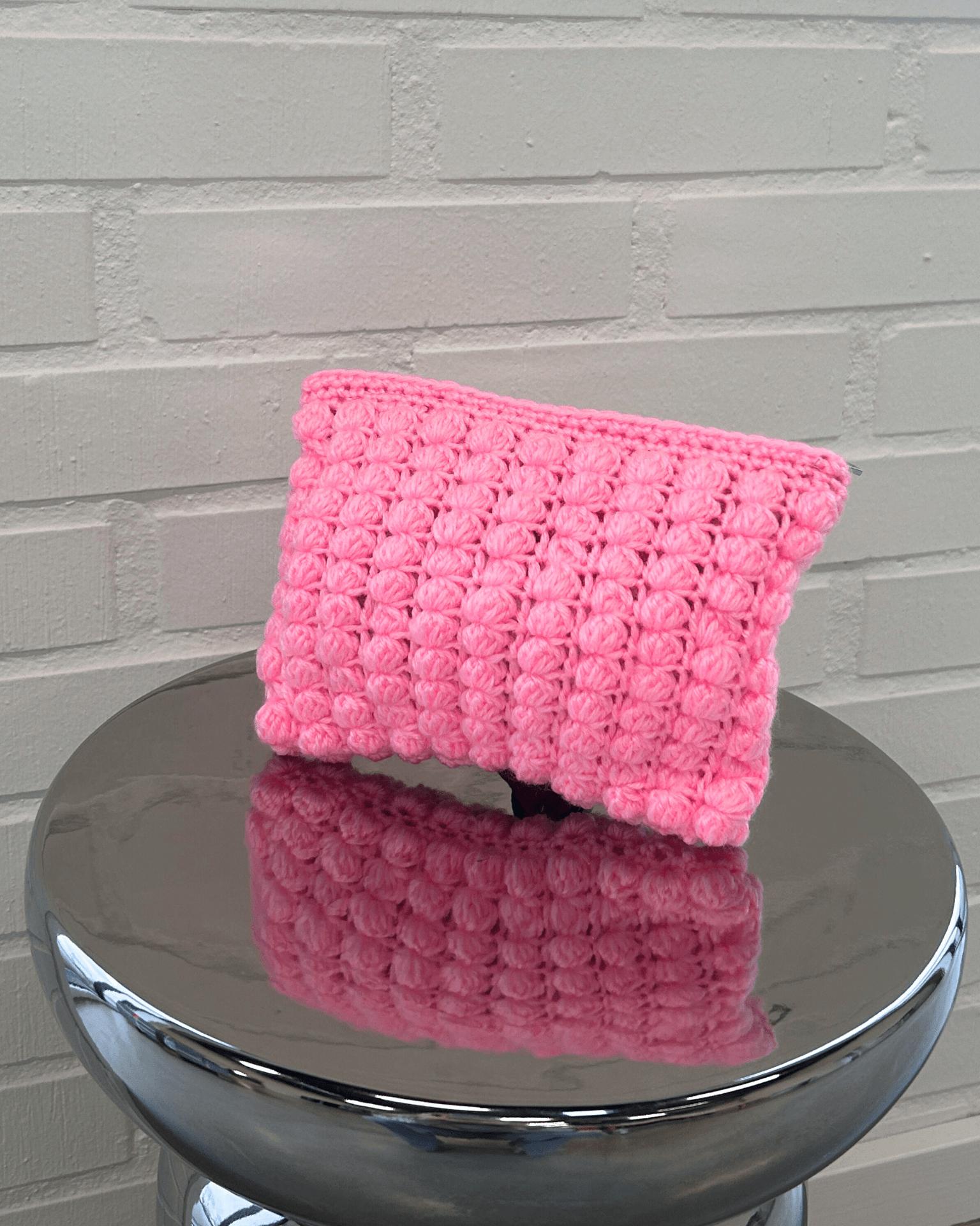 CROCHET CLUTCH - PINK