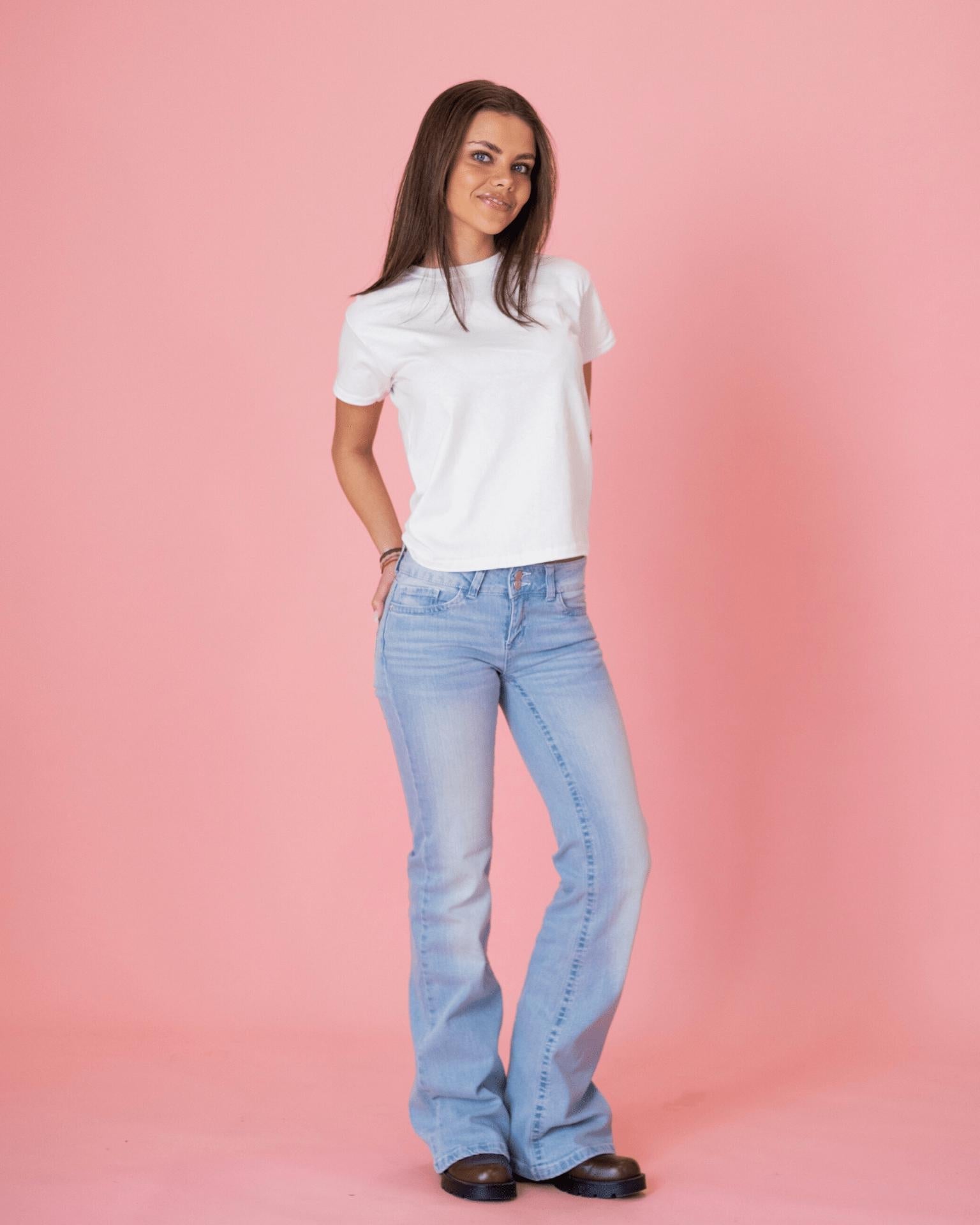 ERIKA LOW BOOTCUT JEANS - LIGHT BLUE
