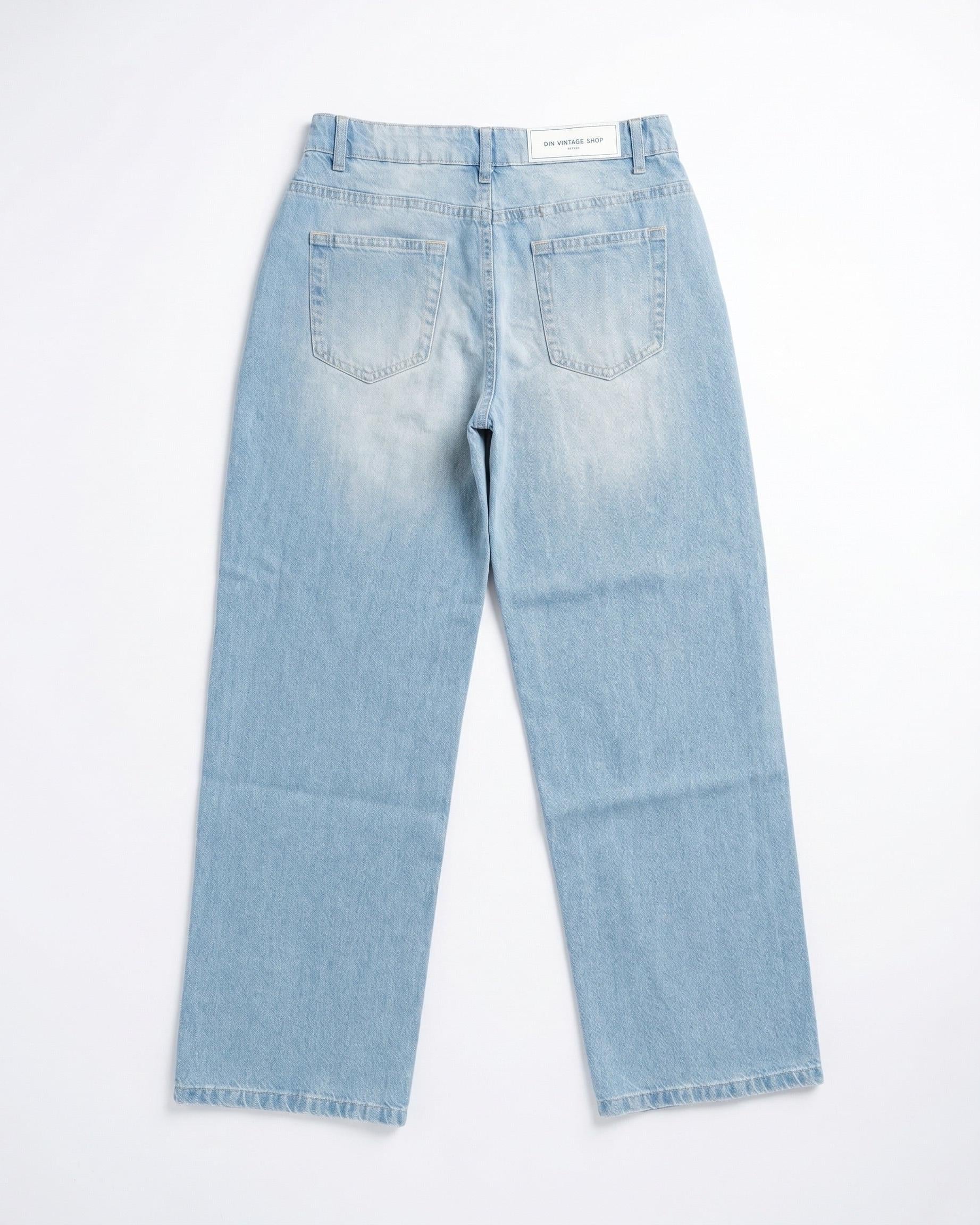 ESTHER STUD JEANS - LIGHT BLUE