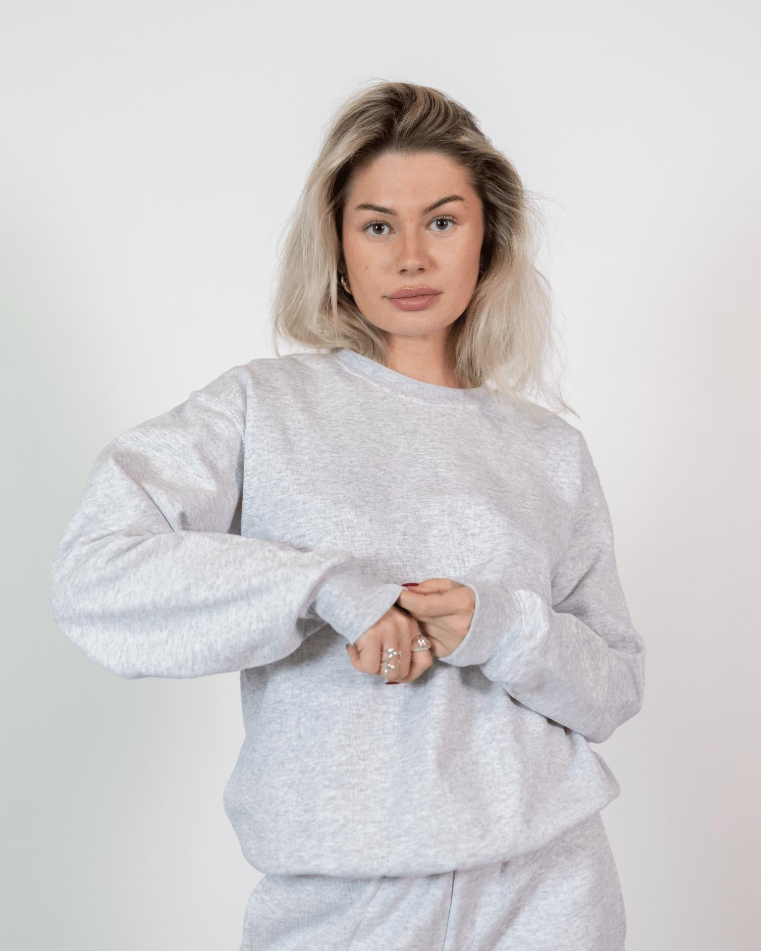 FRUIT SWEATSHIRT - GREY