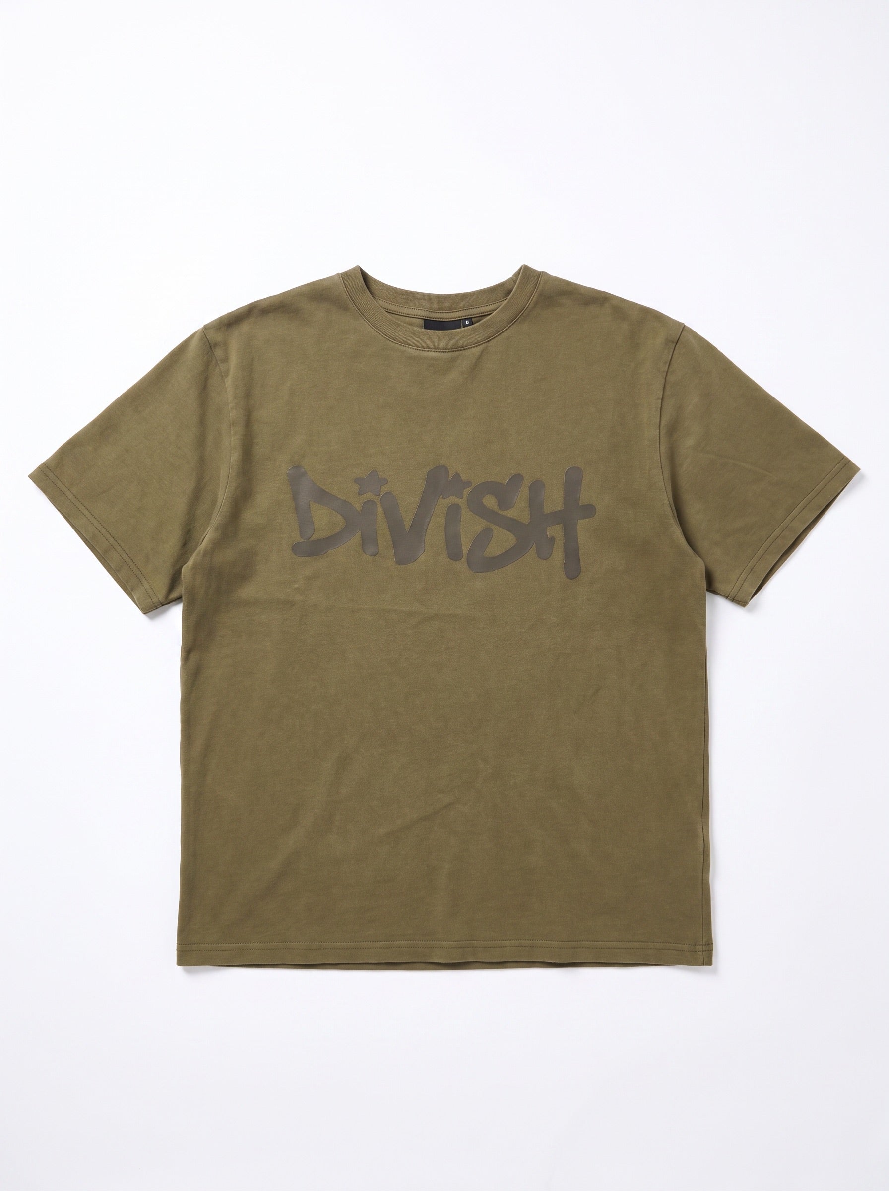 DUA TEE KORTÆRMET - OLIVE