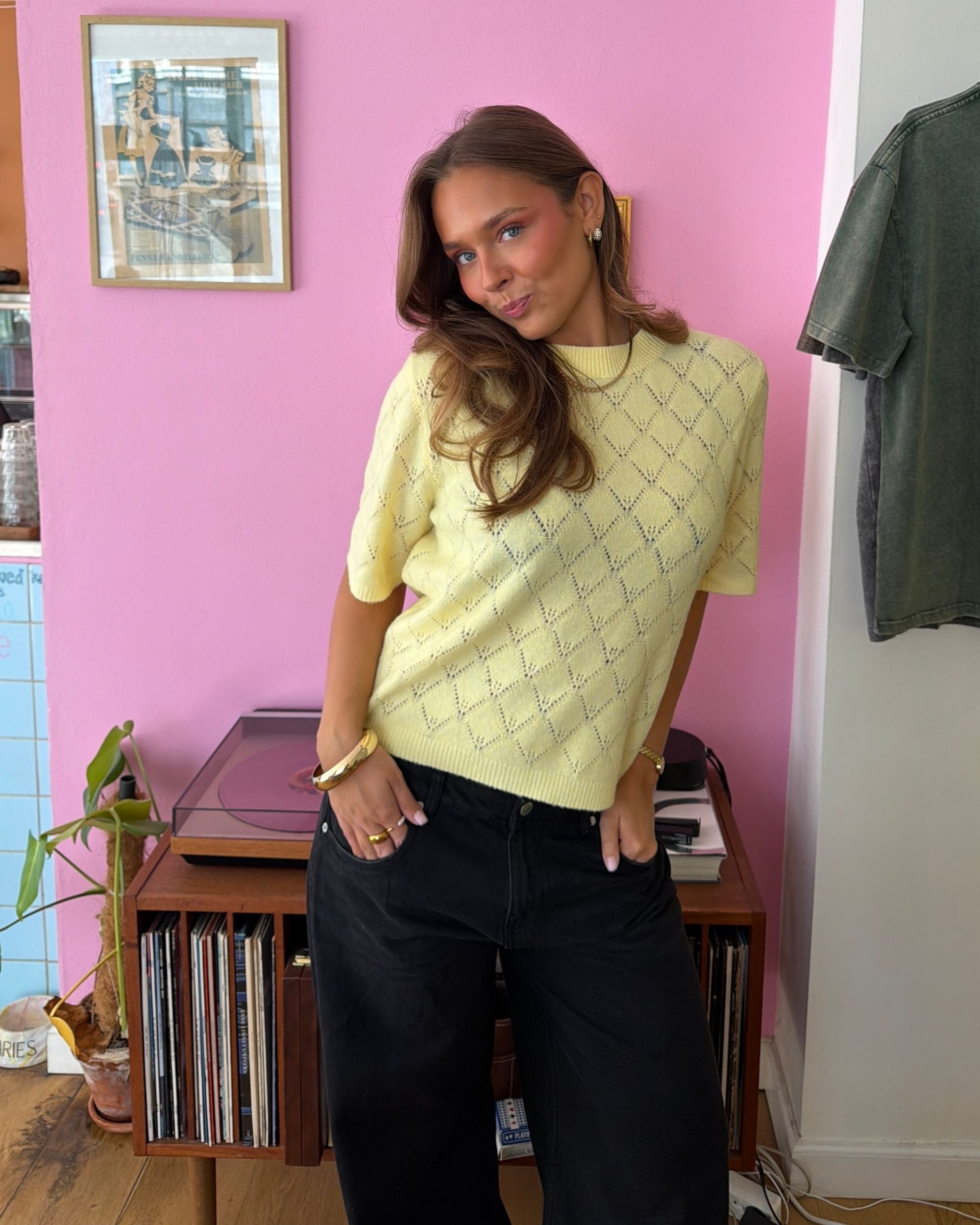 KAI STRIK - BUTTER YELLOW - Dinvintageshop