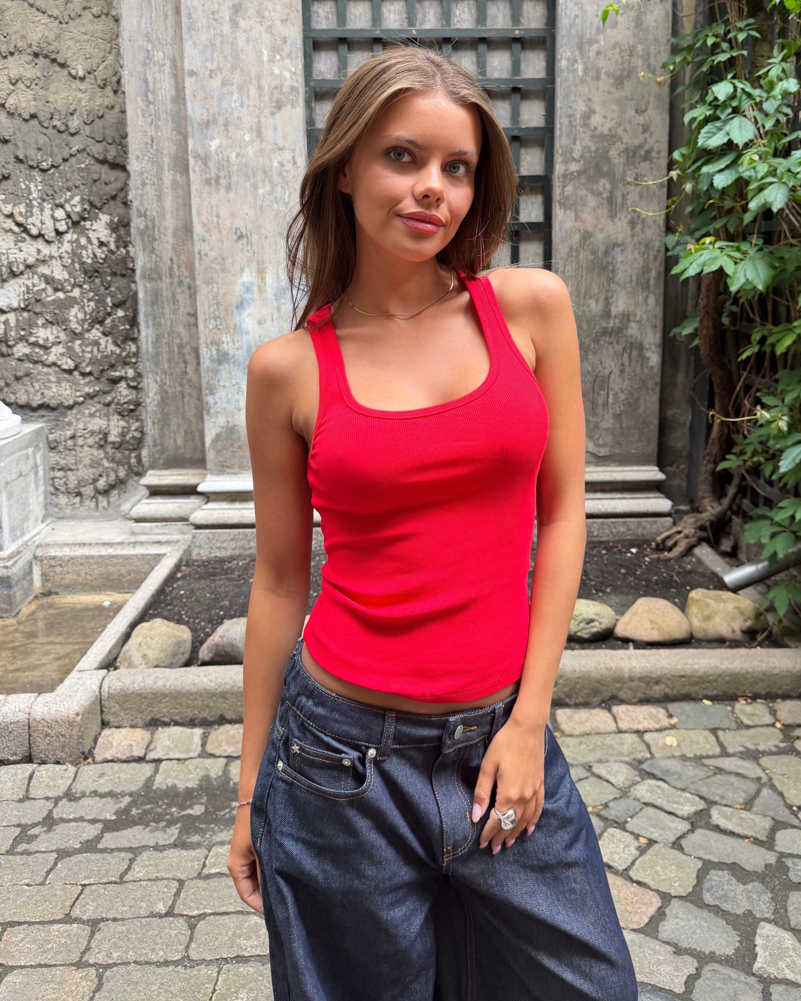 LUNA TANK TOP - RED - Dinvintageshop