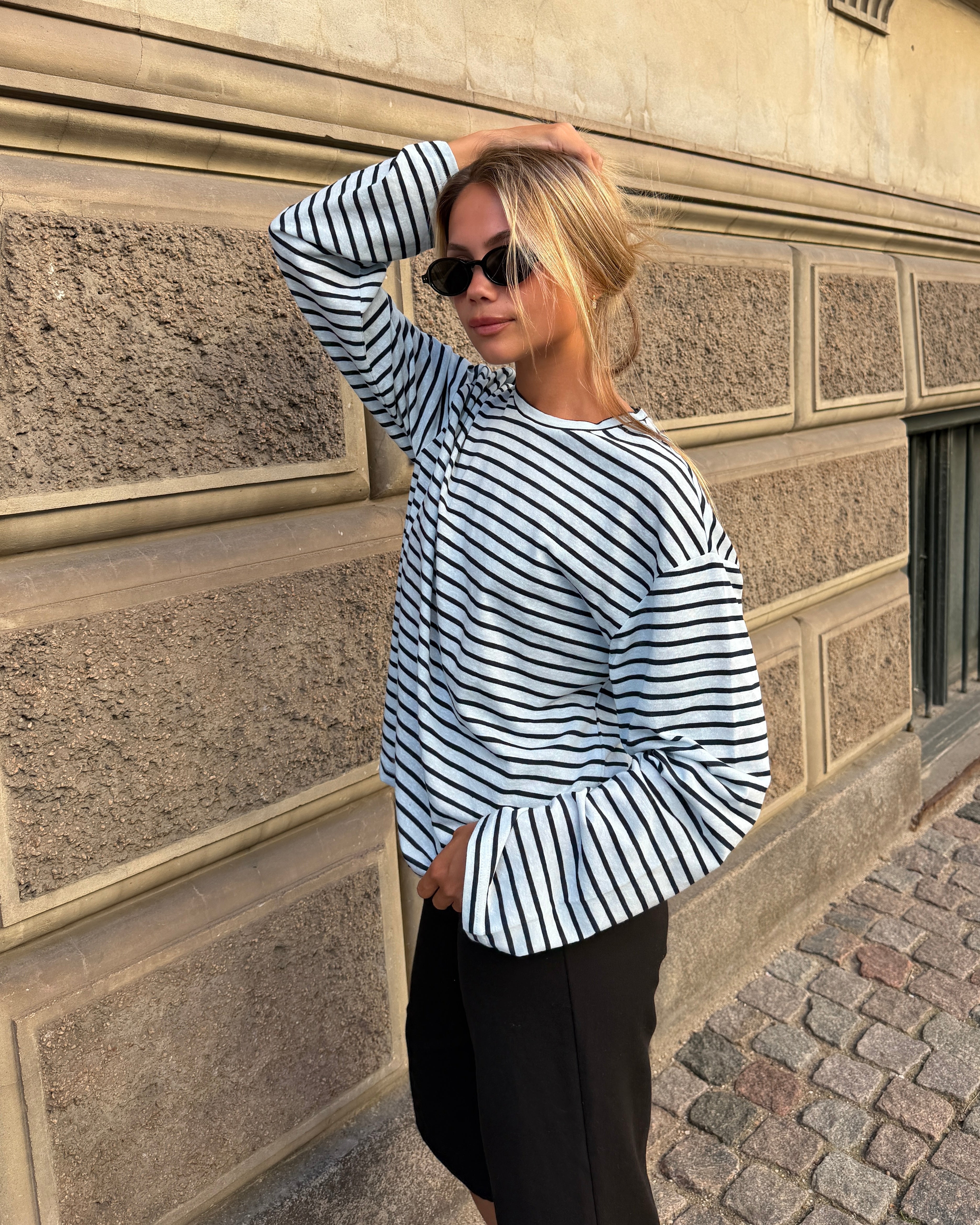 MALIA STRIPE TEE - LT BLUE/NAVY