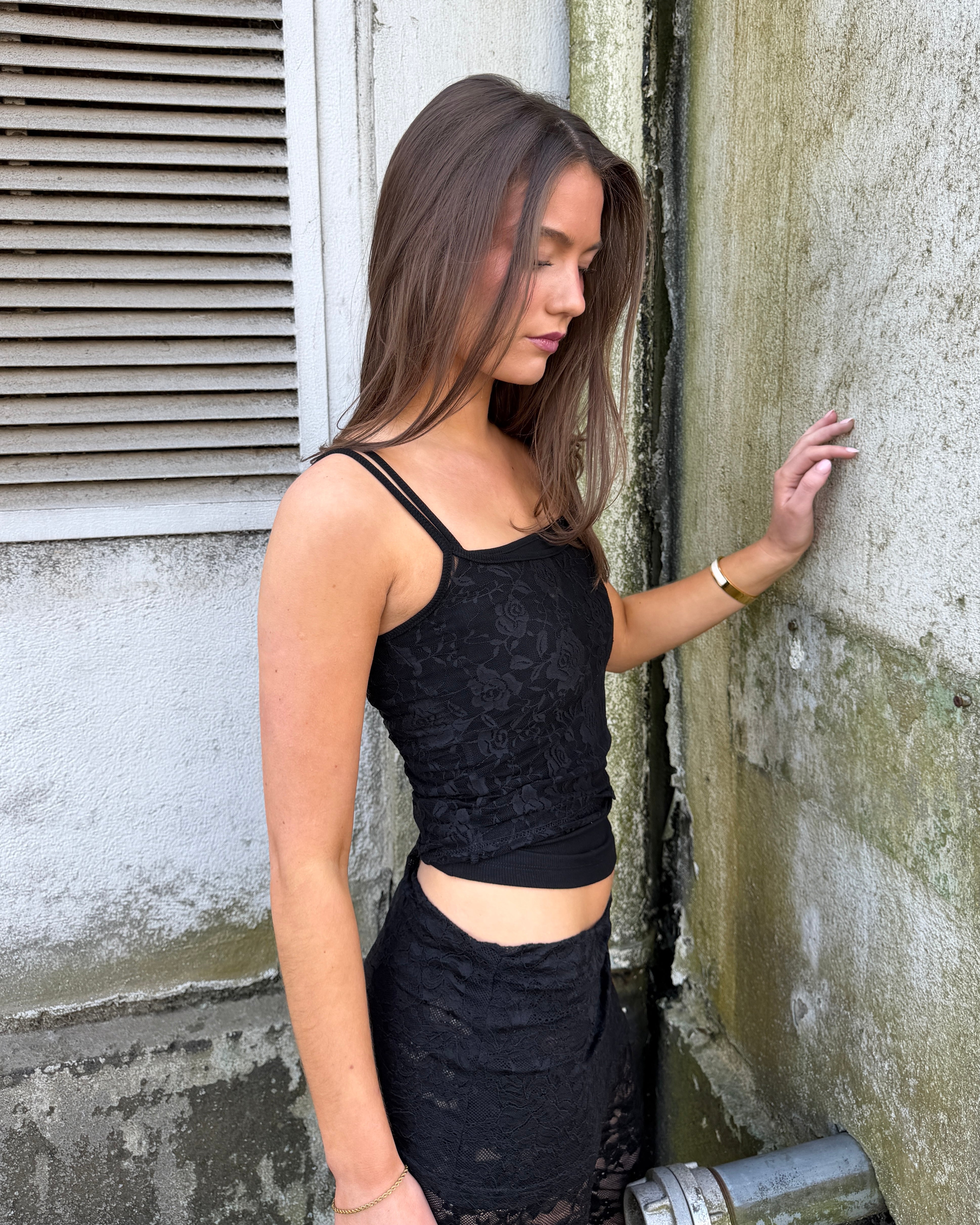MALOU LACE TANK TOP - BLACK