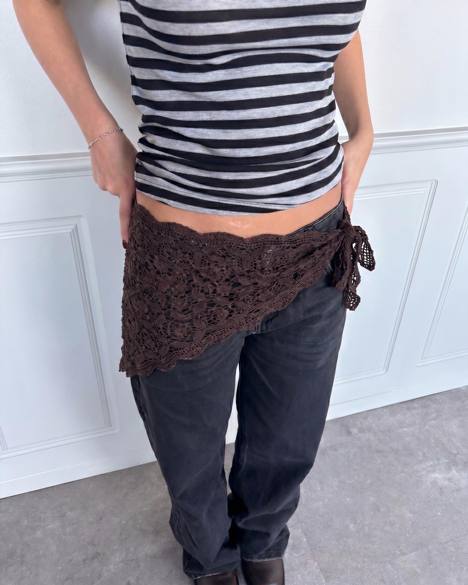 MANILLA HIP SCARF - HOT FUDGE - Dinvintageshop