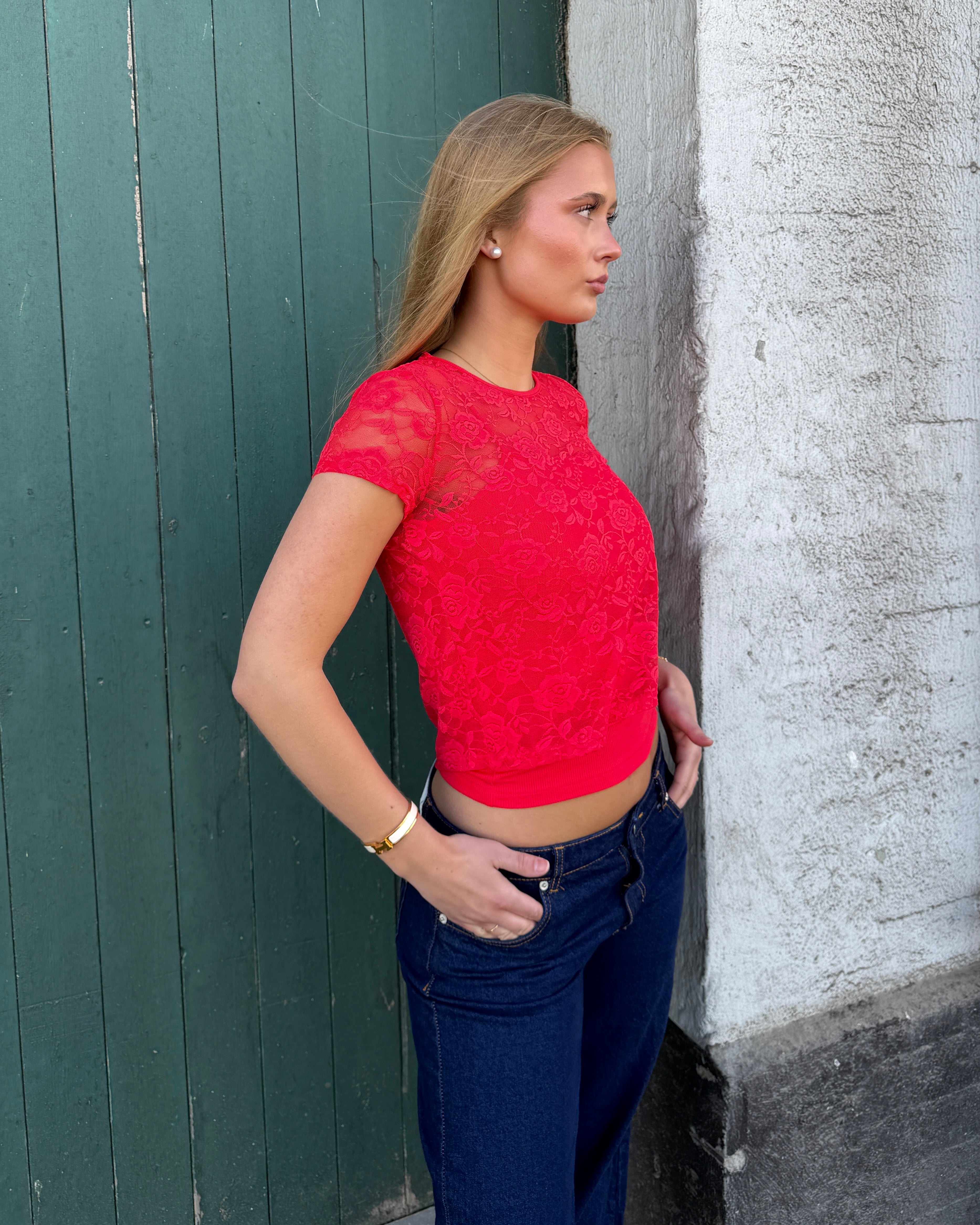 MONIQUE LACE TOP - RED
