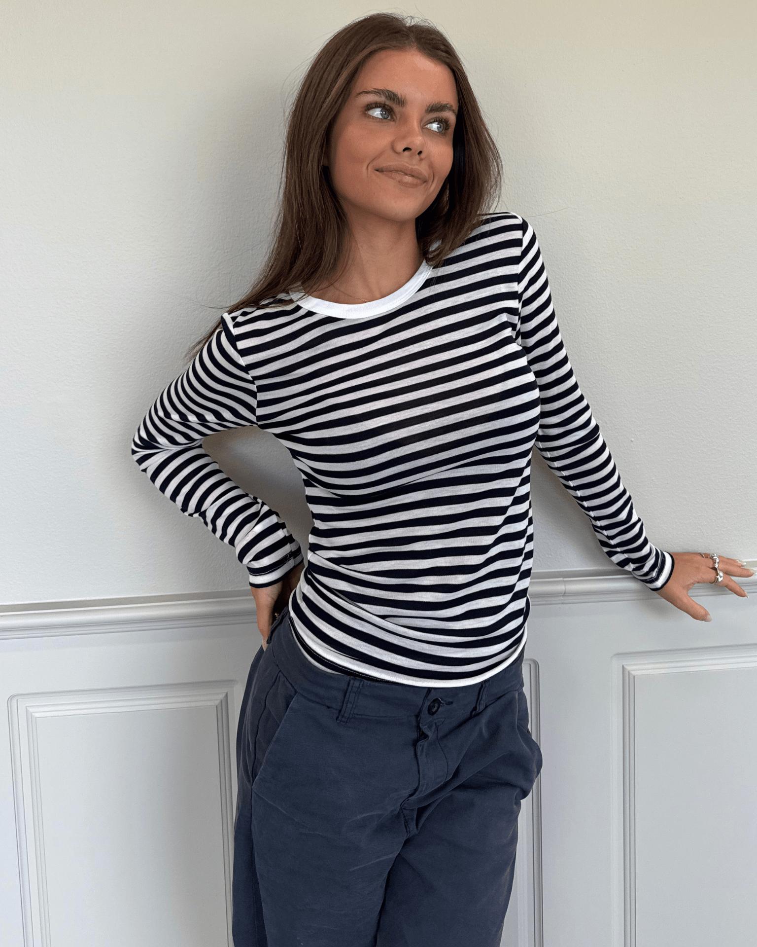 SIDSE LANGÆRMET T-SHIRT - WHITE/NAVY STRIPE